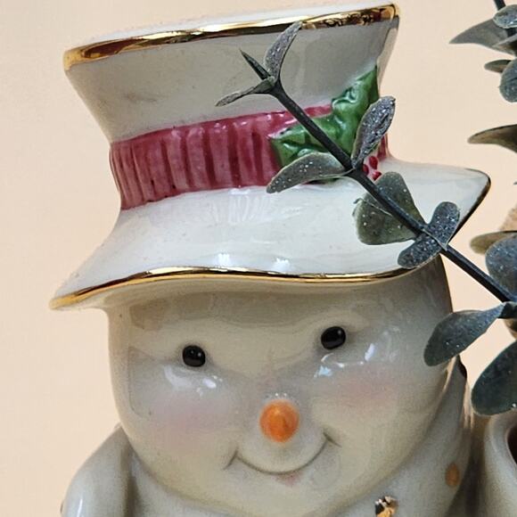 Lenox Petals & Pearls Snowman Stocking Bud Vase Figurine 6386247 w/Original Box - Picture 10 of 16